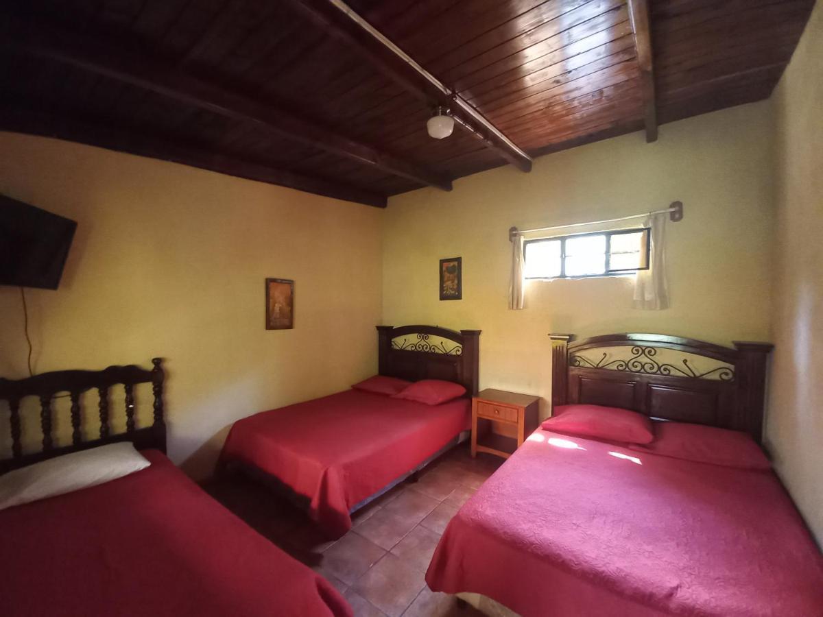 Hotel y Bungalows ecologicos Marcelo Santiago Atitlán Exterior foto