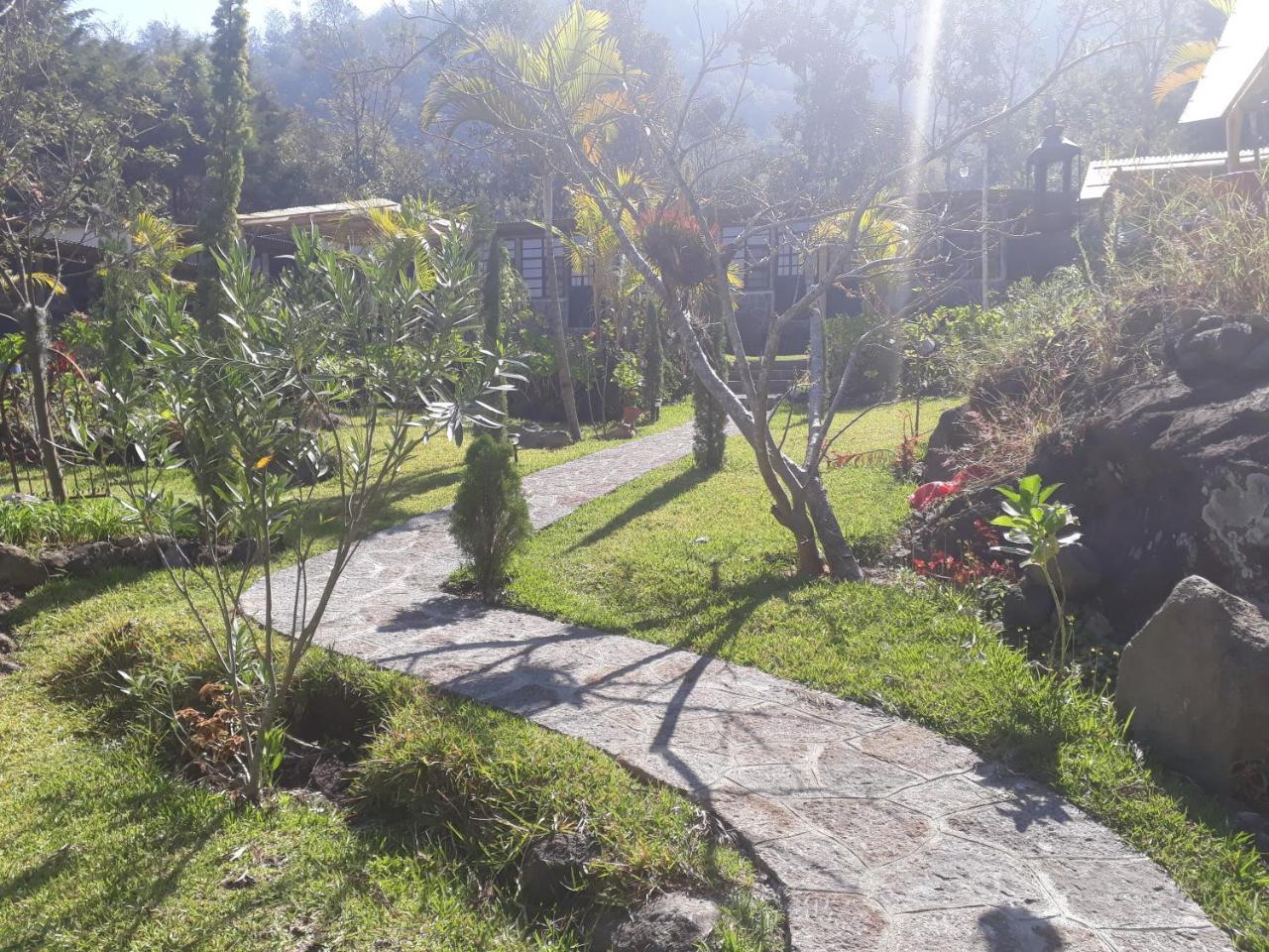Hotel y Bungalows ecologicos Marcelo Santiago Atitlán Exterior foto
